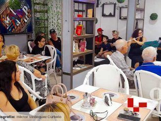 Apertura del Café “Libros a la Carta” en la librería Ateneo Villena-Botev